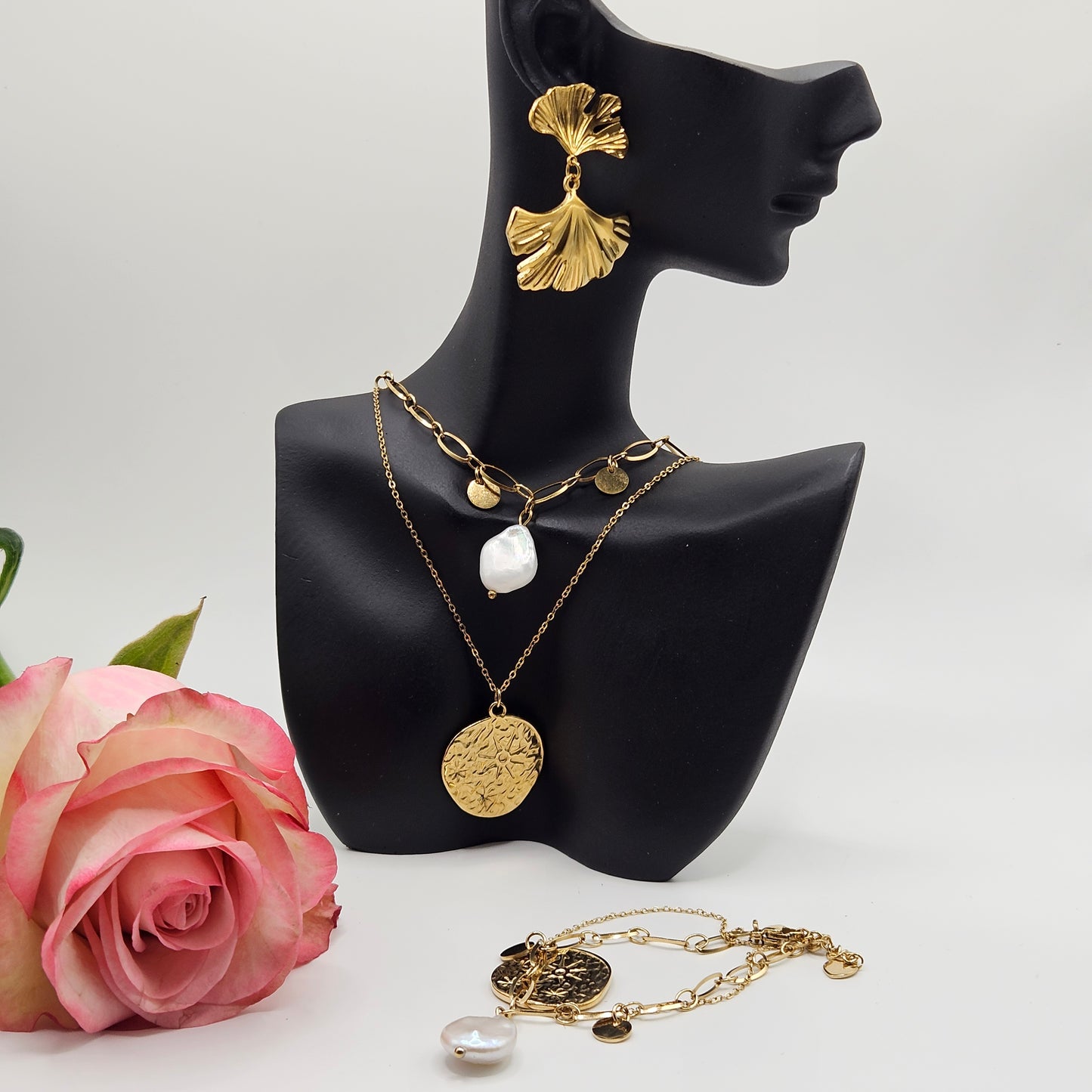 Elysia - Ensemble en Acier inoxydable (Collier, Boucles d'oreilles et Bracelet)