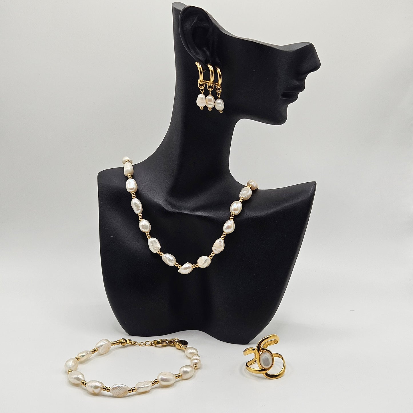 Athena - Ensemble en Acier inoxydable doré (Collier, Boucles d'oreilles, Bracelet et Bague)